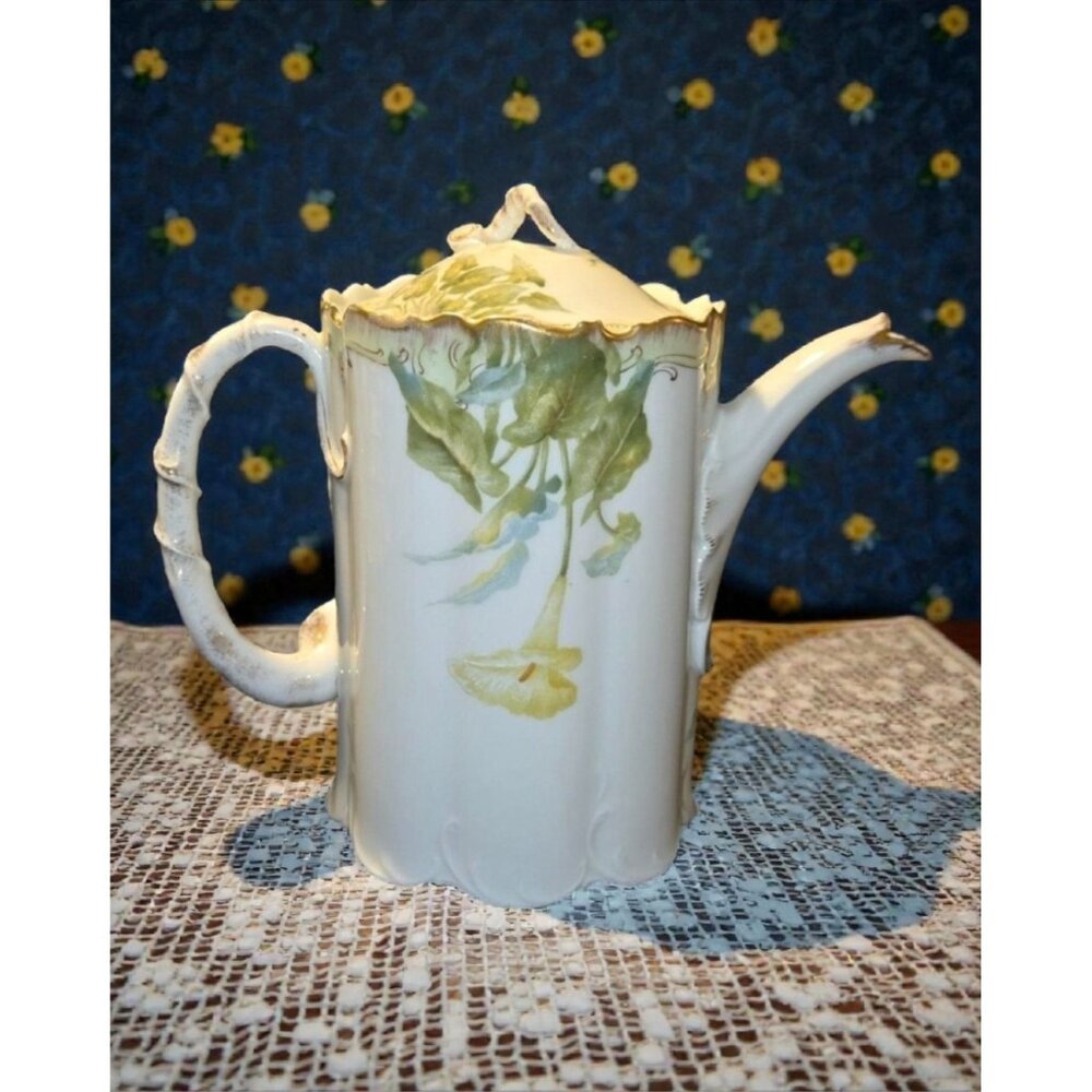 1890s Rosenthal Monbijou Porcelain Coffee/Chocolate   Pot Calla Lily, NO AUCTION